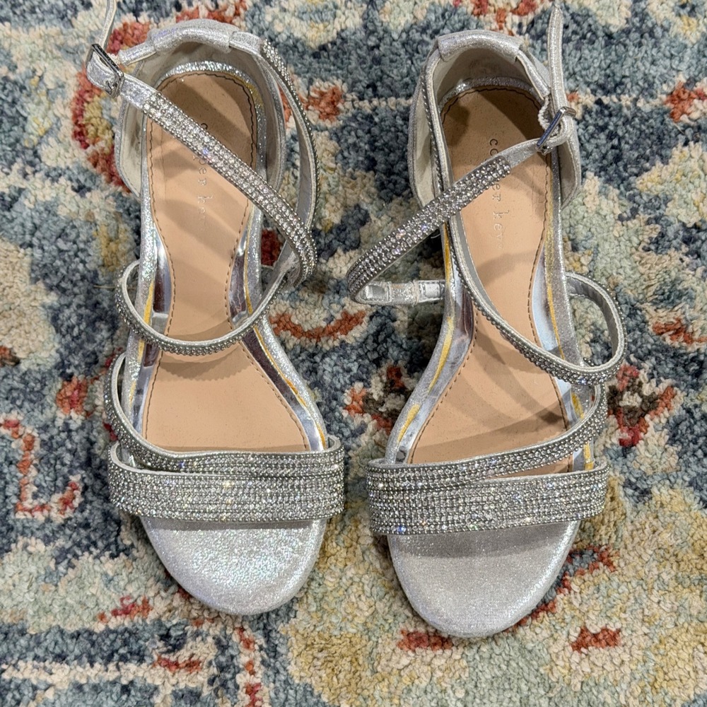 Copper Key Rhinestone Dress Sandals Girls 1 Silver Glitter Block Heel Glam GUC